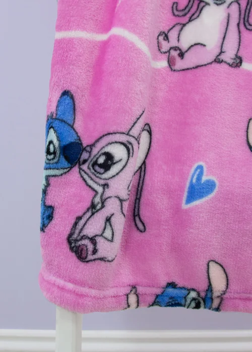 Lilo & Stitch Pink Chill Fleece Blanket - 100 x 150 Image 4