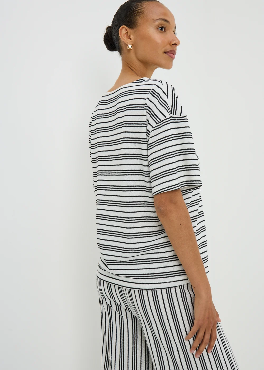 Cream Stripe Soft Knit Co Ord T-Shirt - S Image 2