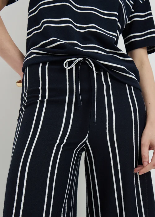 Navy Stripe Soft Knit Wide Leg Co Ord Trousers - 18/L29 Image 3