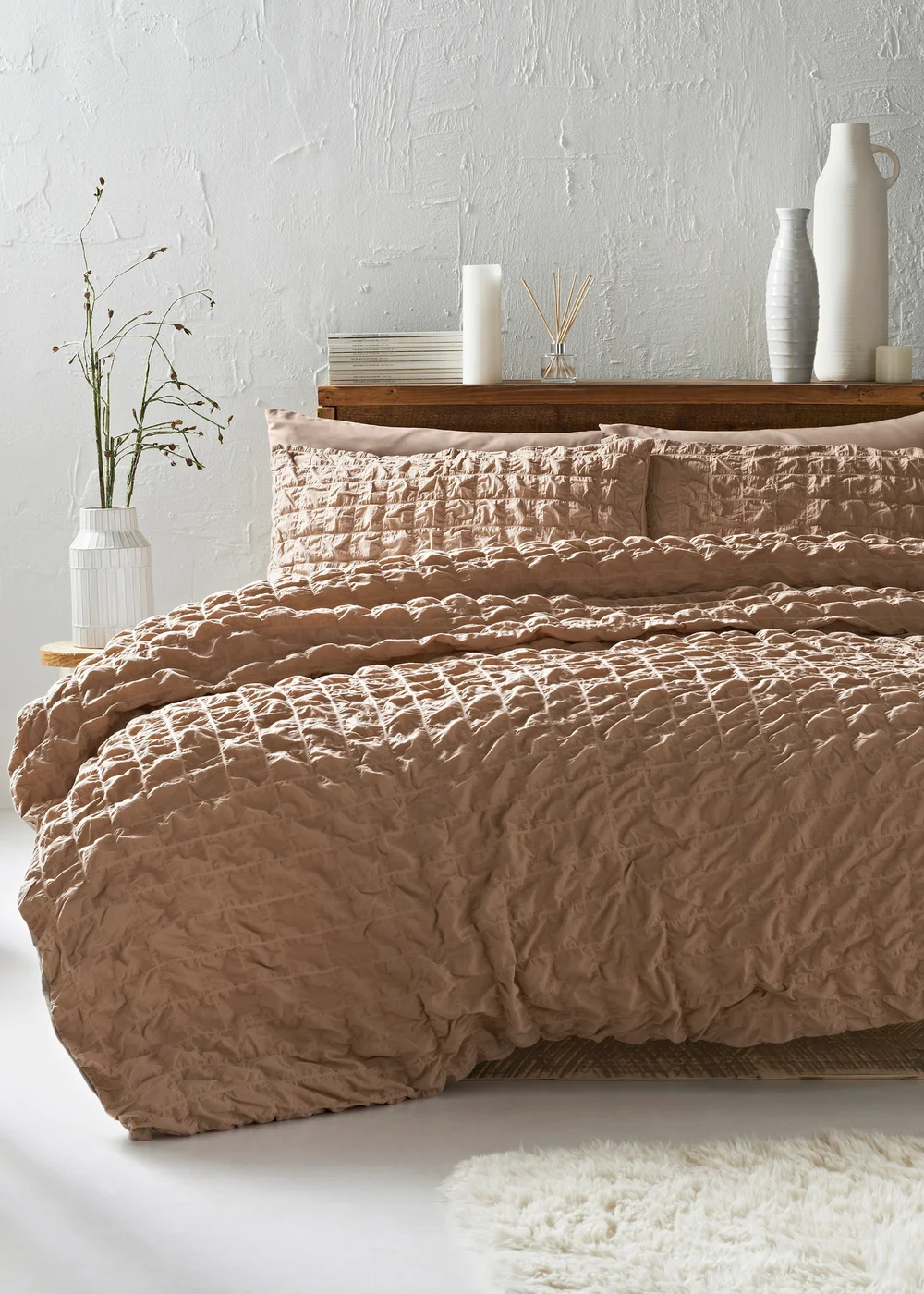 Natural Check Seersucker Duvet Set - Double Image 1