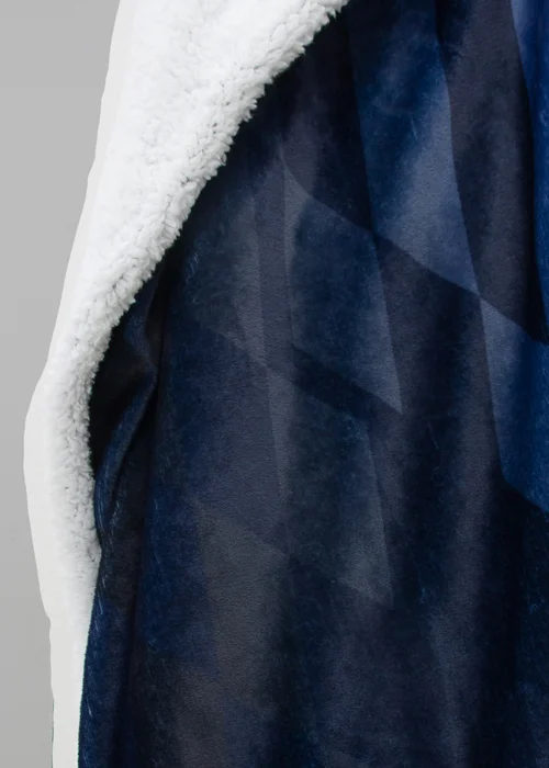 Red Bull Gradient Sherpa Fleece Blanket - 120 X 150 Image 2