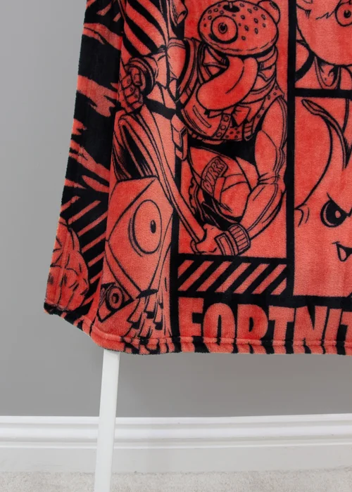 Fortnite Red Clutch Fleece - 100 x 150 Image 3