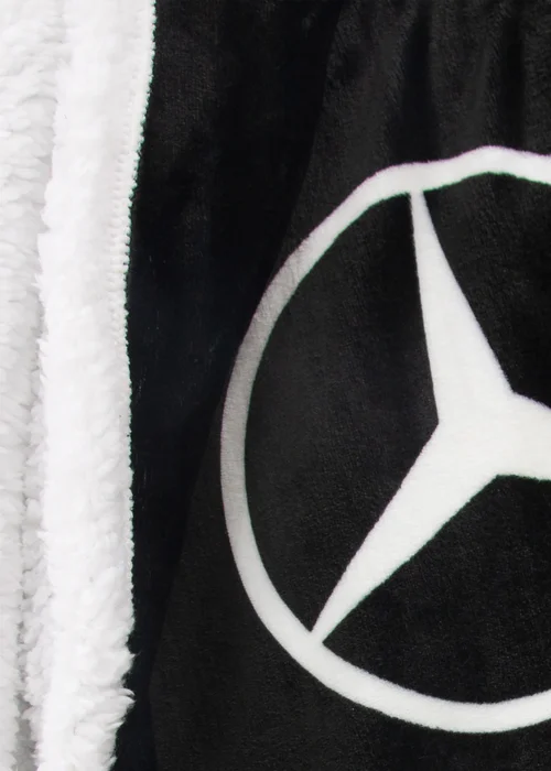 Mercedes AMG Petronas Jets Sherpa Fleece Blanket - 120 X 150 Image 3