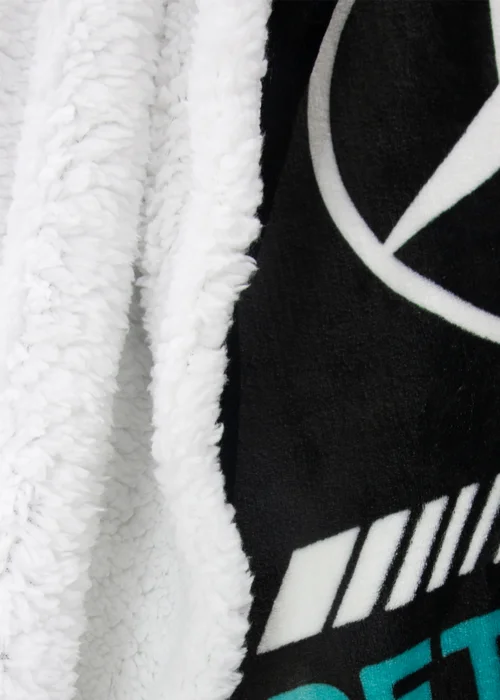 Mercedes AMG Petronas Jets Sherpa Fleece Blanket - 120 X 150 Image 5