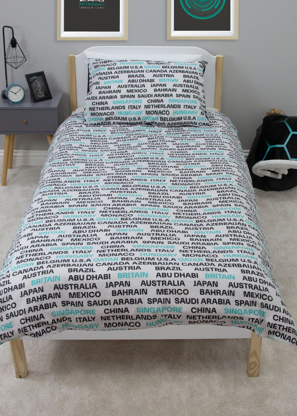 Mercedes AMG Petronas Black Ridge Duvet Cover - Single Image 3