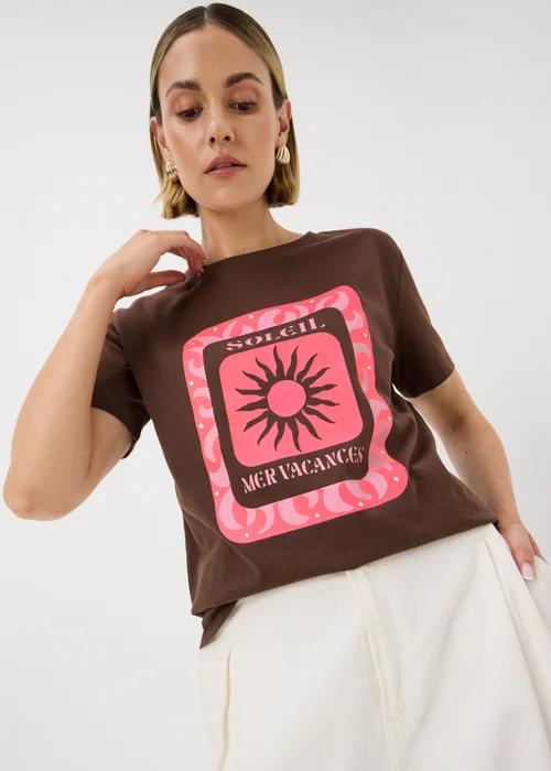 Chocolate Brown Soleil Graphic T-Shirt - 2XL Image 1