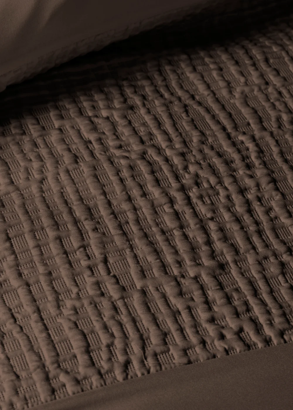 Chocolate Brown Grid Pinsonic Duvet Set - Single Image 3