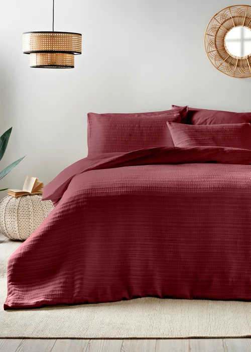 Burgundy Stitch Stripe Duvet Set - Double Image 1