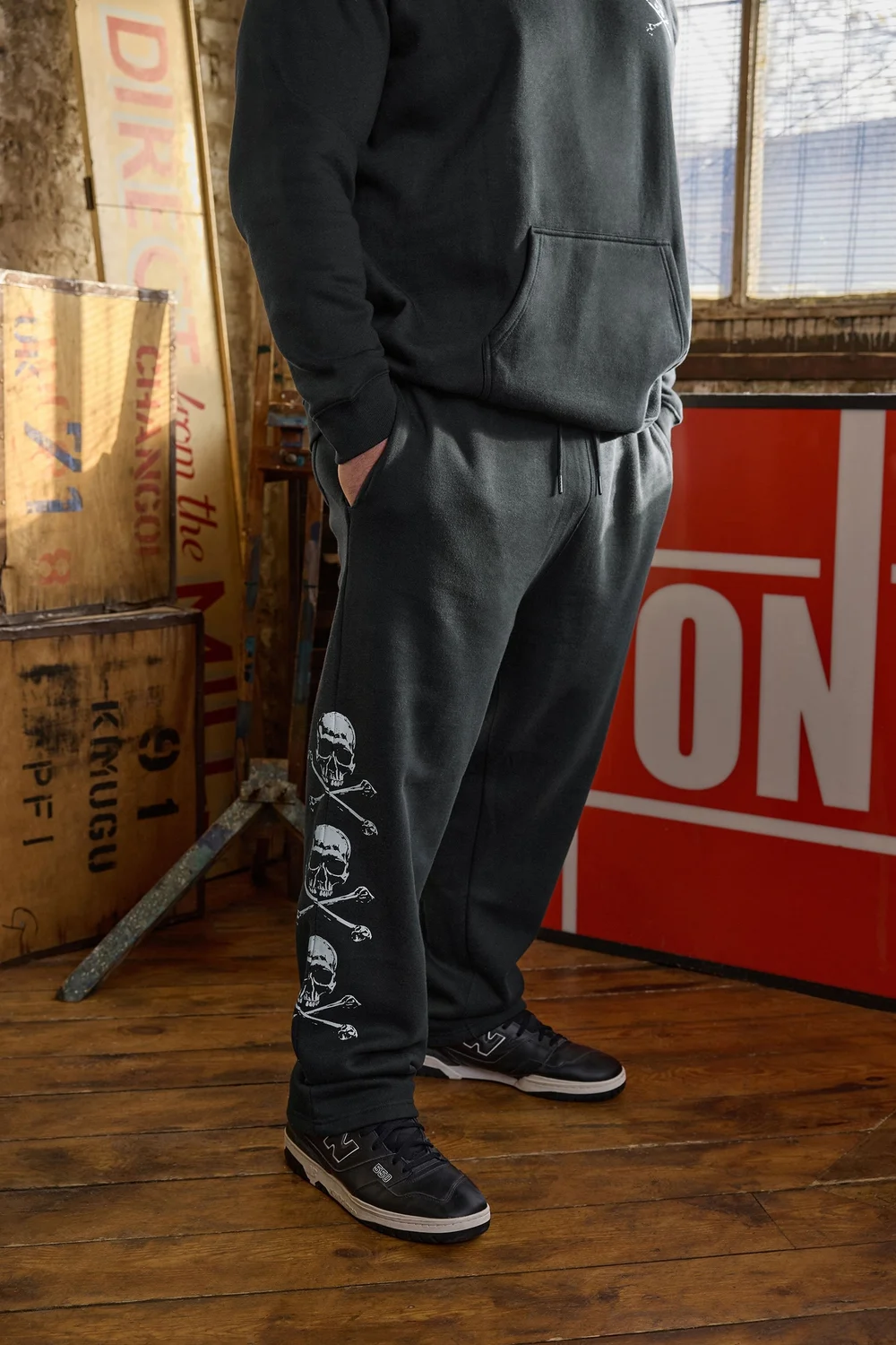 BadRhino Black Side Skull Open Hem Joggers - 4XL Image 1