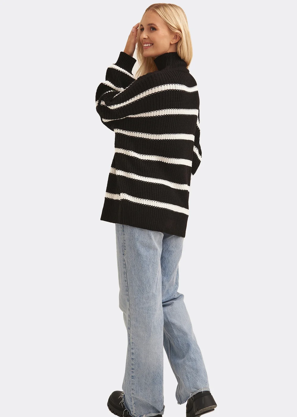 Gini London Black Chunky Knit High Neck Jumper - S/M Image 2