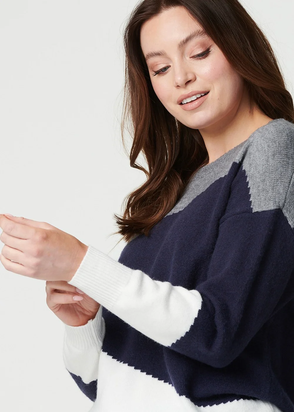 Izabel London Navy Colour Block Relaxed Knit Sweater - 14 Image 3
