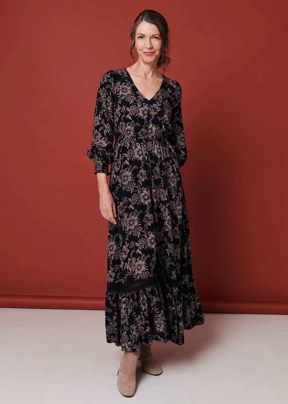 navy lace maxi dress uk Navy Lace Maxi Dress - Romantic Dresses