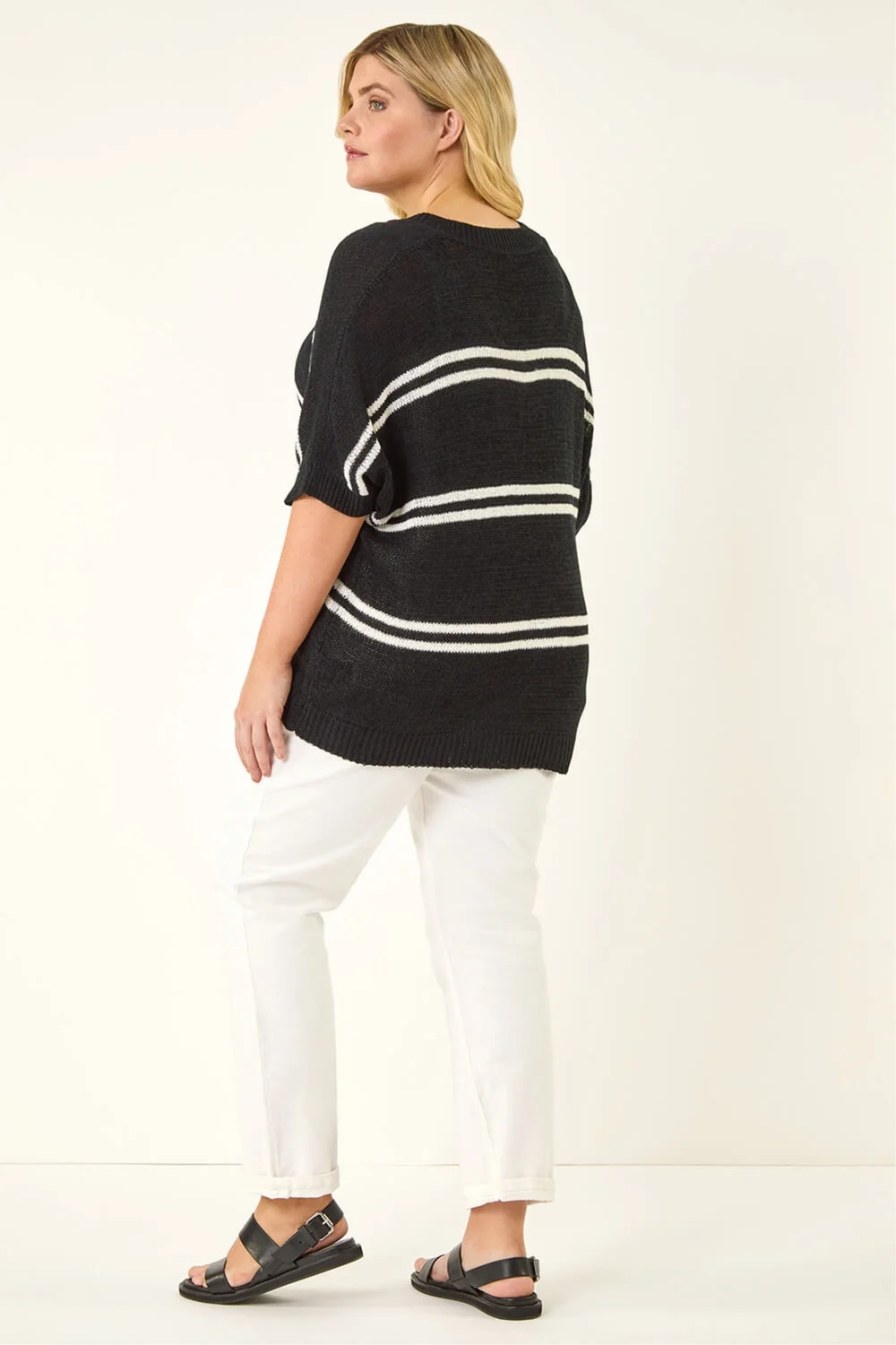 Roman Black Curve Stripe V-Neck Knit Jumper - Size 22-24 Image 3