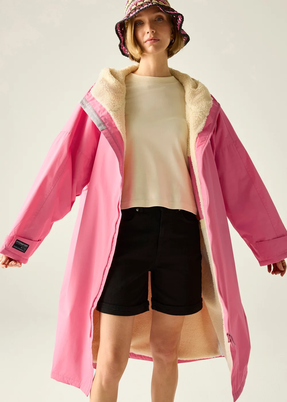 Regatta Pink Lemonade Adult Waterproof Robe With Hydrafort Technology - L/XL Image 4