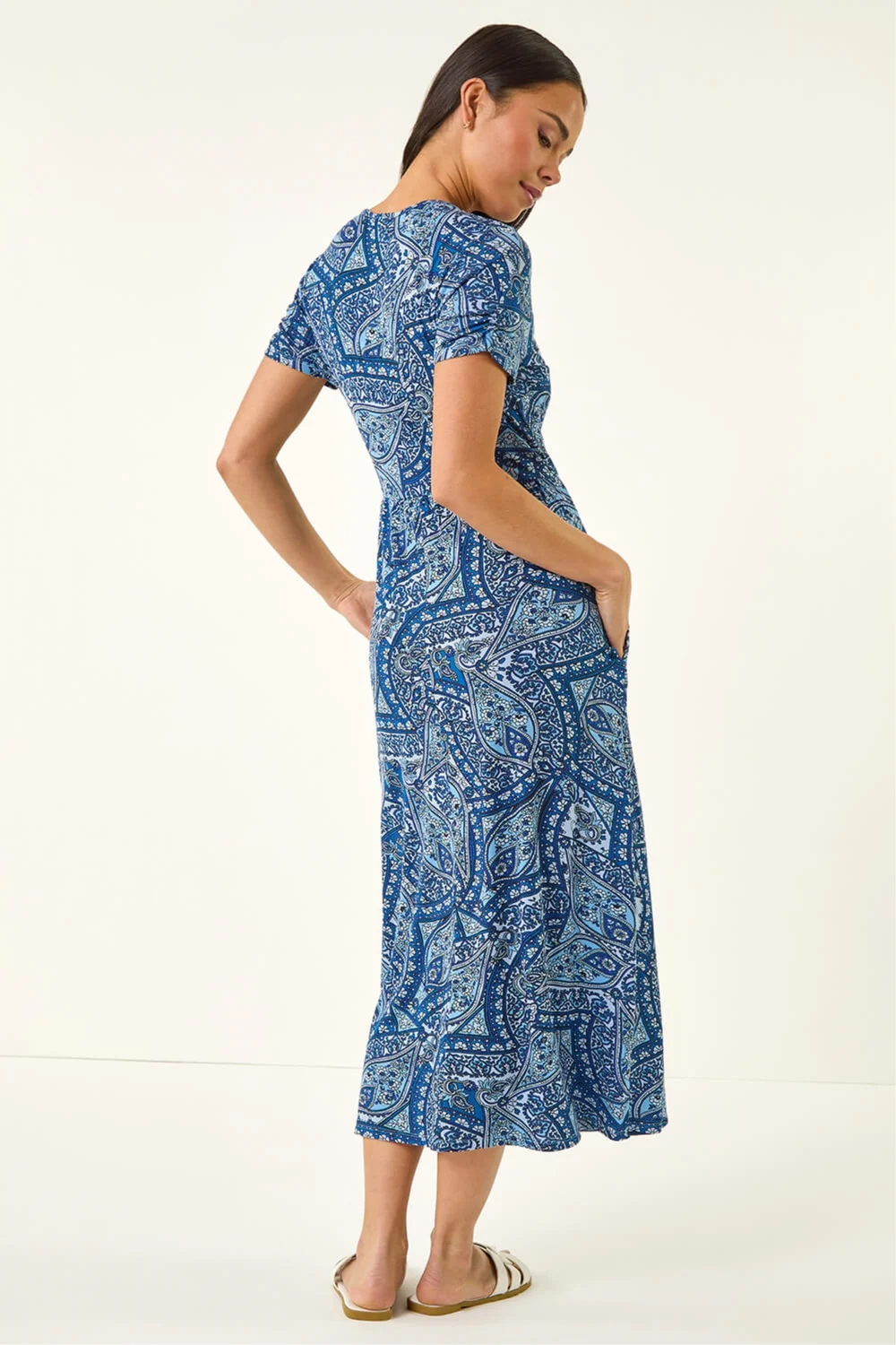 Roman Blue P Paisley Gathered D - 12 Image 3