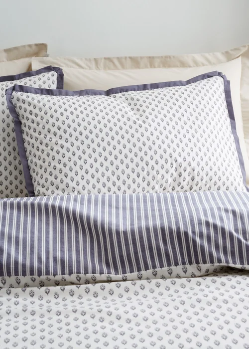Bianca Fine Linens Amelie 200 Thread Count Cotton Reversible Duvet Cover Set Blue - Double Image 3