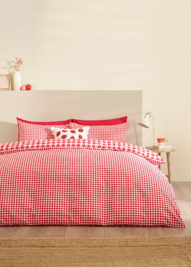 Catherine Lansfield Bamford Gingham Check Reversible Duvet Cover Set Red