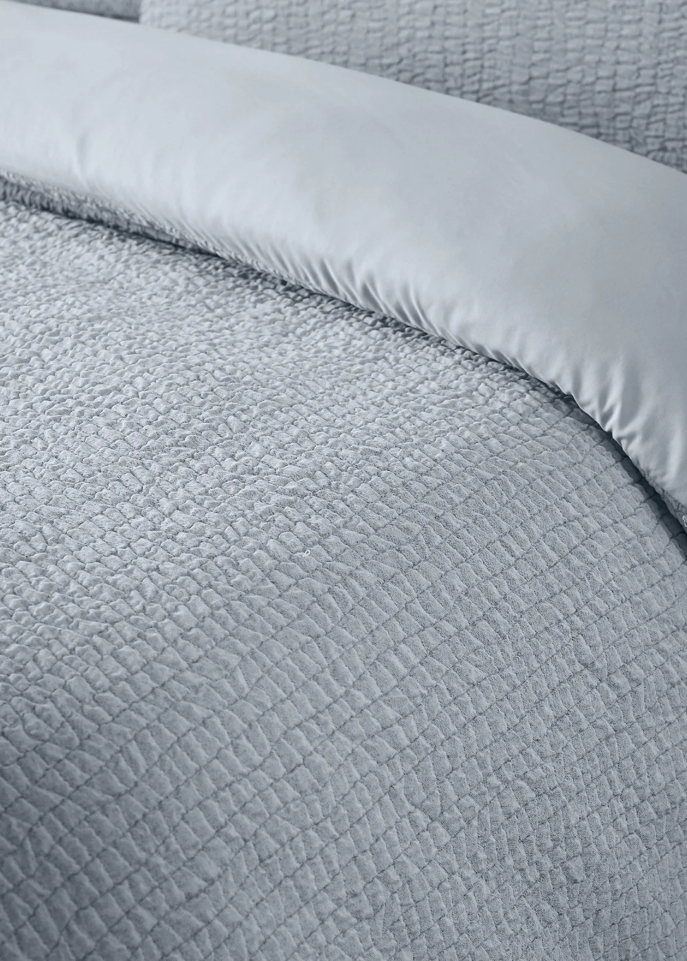 Catherine Lansfield Crinkle Seersucker Duvet Cover Set Blue - Single Image 3