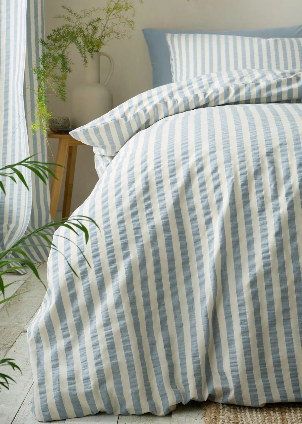 Pineapple Elephant Cotton Rich Woven Stripe Duvet Cover Set Blue - Double Image 3