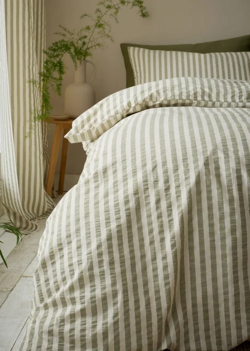 Pineapple Elephant Cotton Rich Woven Stripe Duvet Cover Set Green - King Image 3