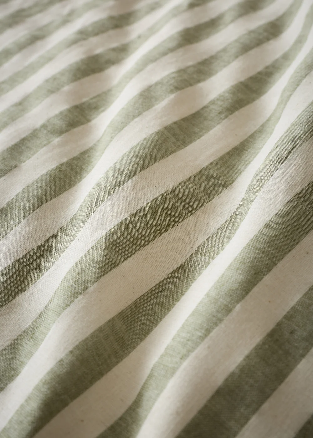 Pineapple Elephant Cotton Rich Woven Stripe Duvet Cover Set Green - King Image 4