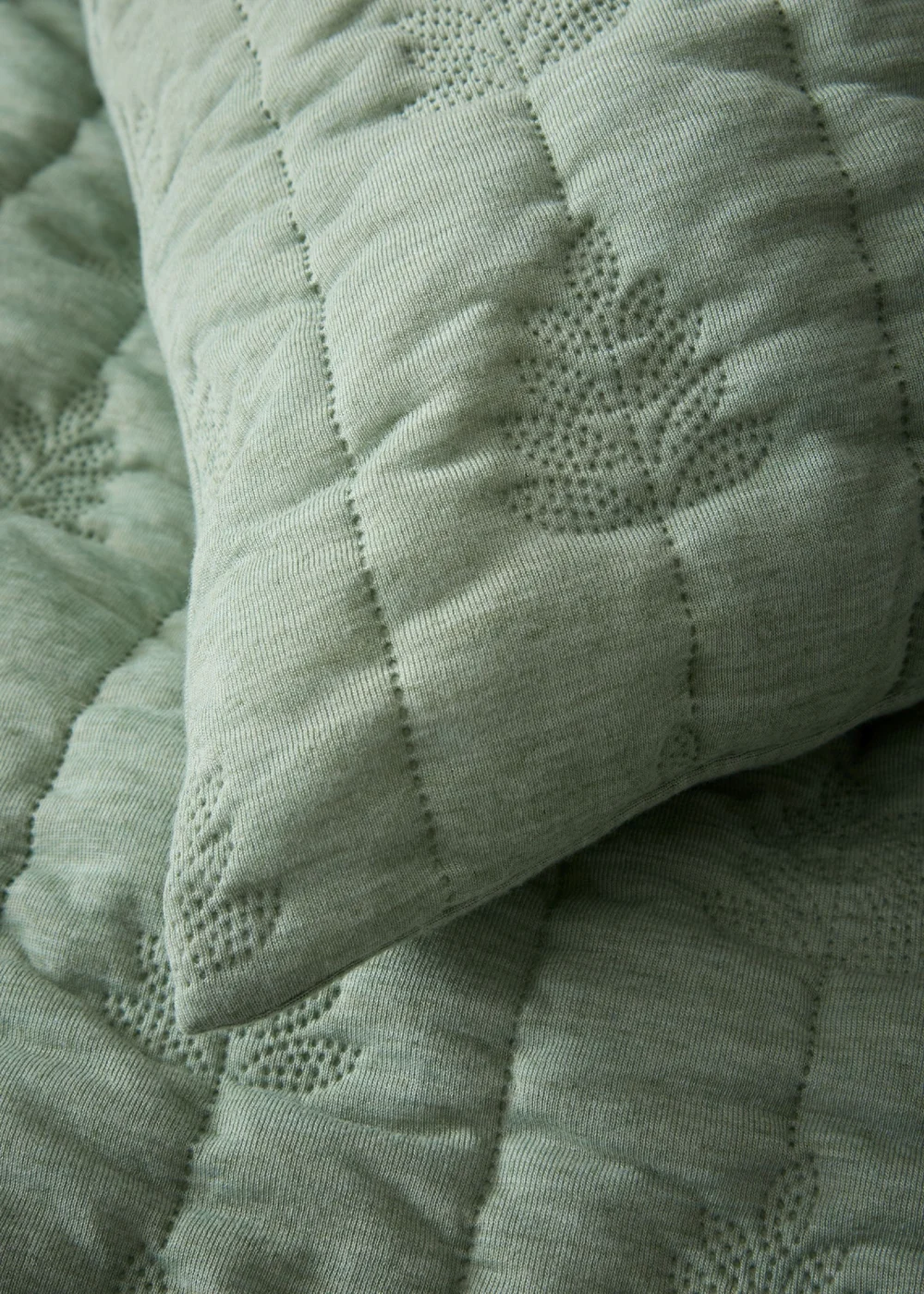 Pineapple Elephant Tamba Leaf Pinsonic Duvet Cover Set Green - Single Image 3