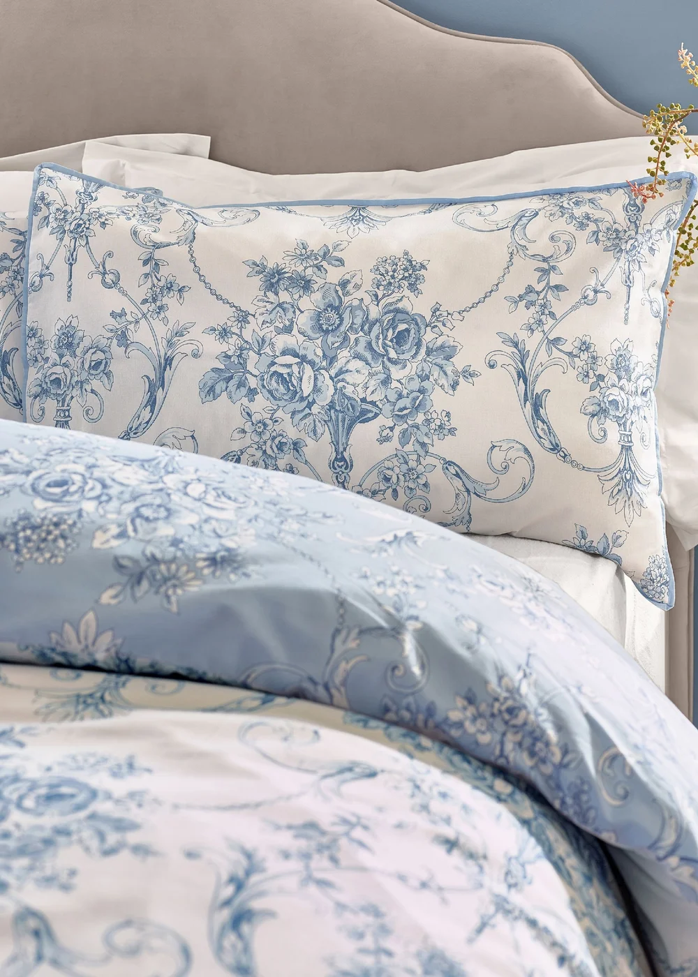 Catherine Lansfield Antoinette Damask Reversible Duvet Cover Set Blue - Single Image 3