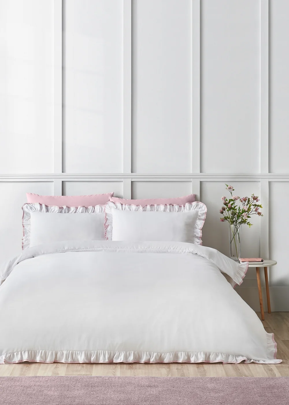 Catherine Lansfield So Soft Mono Frill Duvet Cover Set White / Pink - Single Image 1
