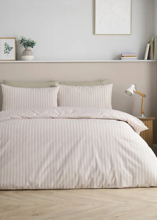 Catherine Lansfield Epping Textured Stripe Reversible Duvet Cover Set Natural - Single Image 1