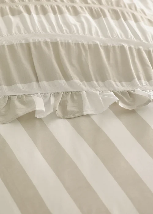 Catherine Lansfield Seersucker Frill Stripe Duvet Cover Set Natural - Double Image 4