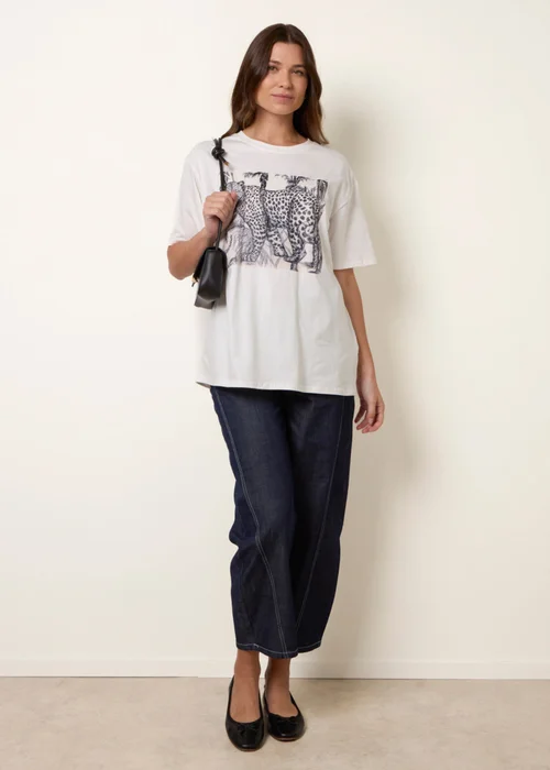 Blue Vanilla Ivory Graphic Print Crew-Neck T-shirt - S/M Image 2