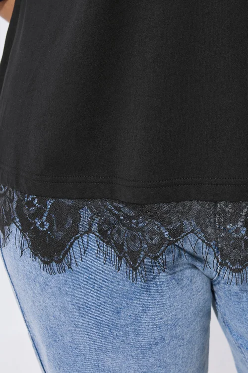 Yours Limited Curve Black Lace Hem T-Shirt - Size 26-28 Image 4