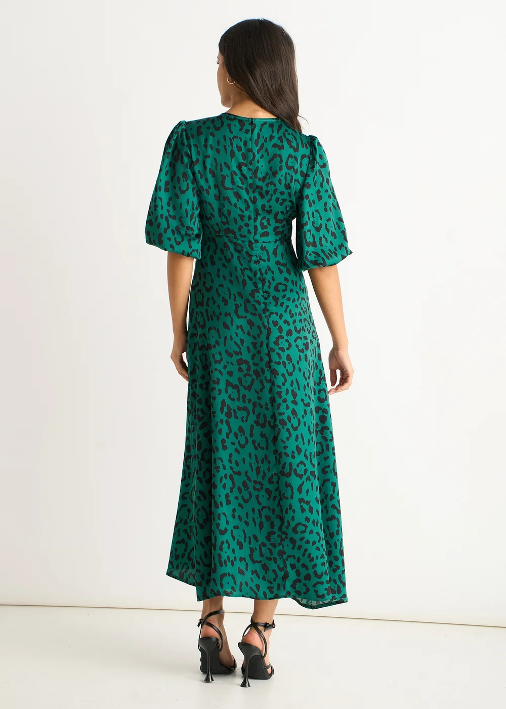 green leopard print midi dress Green & Black Animal Print Ruched Shoulder Midi Dress