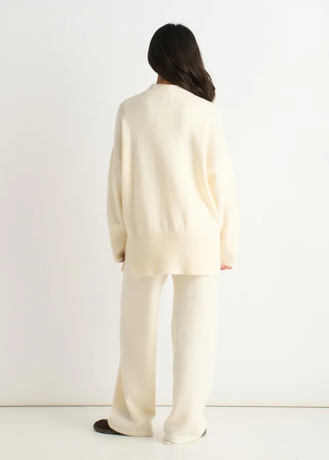 Gini London Off White Turtle Neck Oversized Knitted Jumper