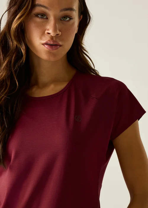 Dare 2b Tibetan Red Corral Quick Drying, Reflective T-Shirt - 14 Image 4