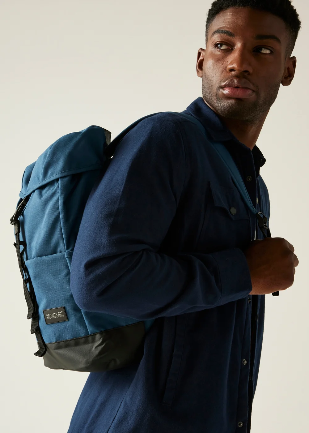 Regatta Dark Denim Shilton 2 15L Water Rellepent, Reflective Bag - Single Image 2