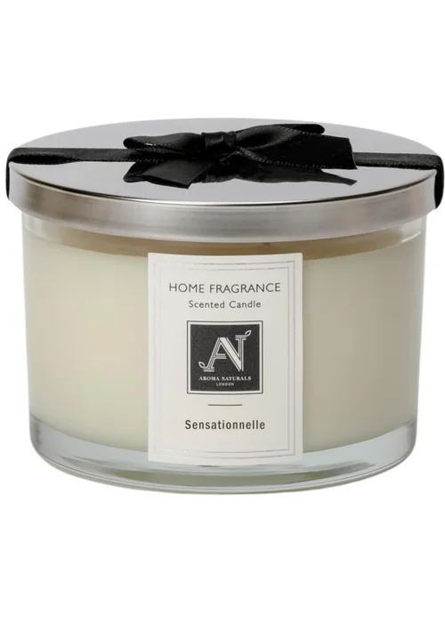 Aroma Naturals London Scented Candle White The Minimalist Luxe Range Candle 292G - M Image 3