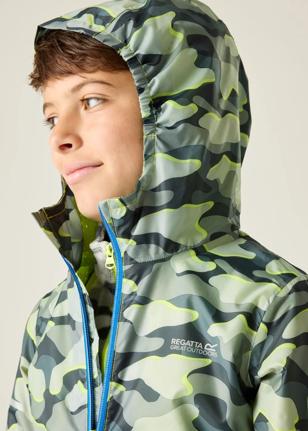 Regatta Dark Storm Camo Sharp Green Printed Lever II Waterproof Reflective Jacket (3-13 Years) - 13 Yrs Image 6