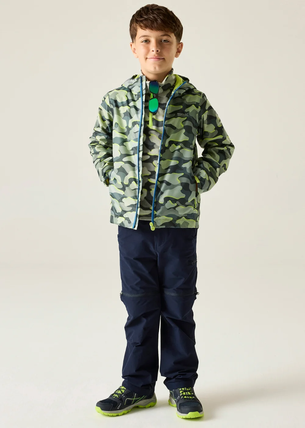 Regatta Dark Storm Camo Sharp Green Printed Lever II Waterproof Reflective Jacket (3-13 Years) - 13 Yrs Image 3