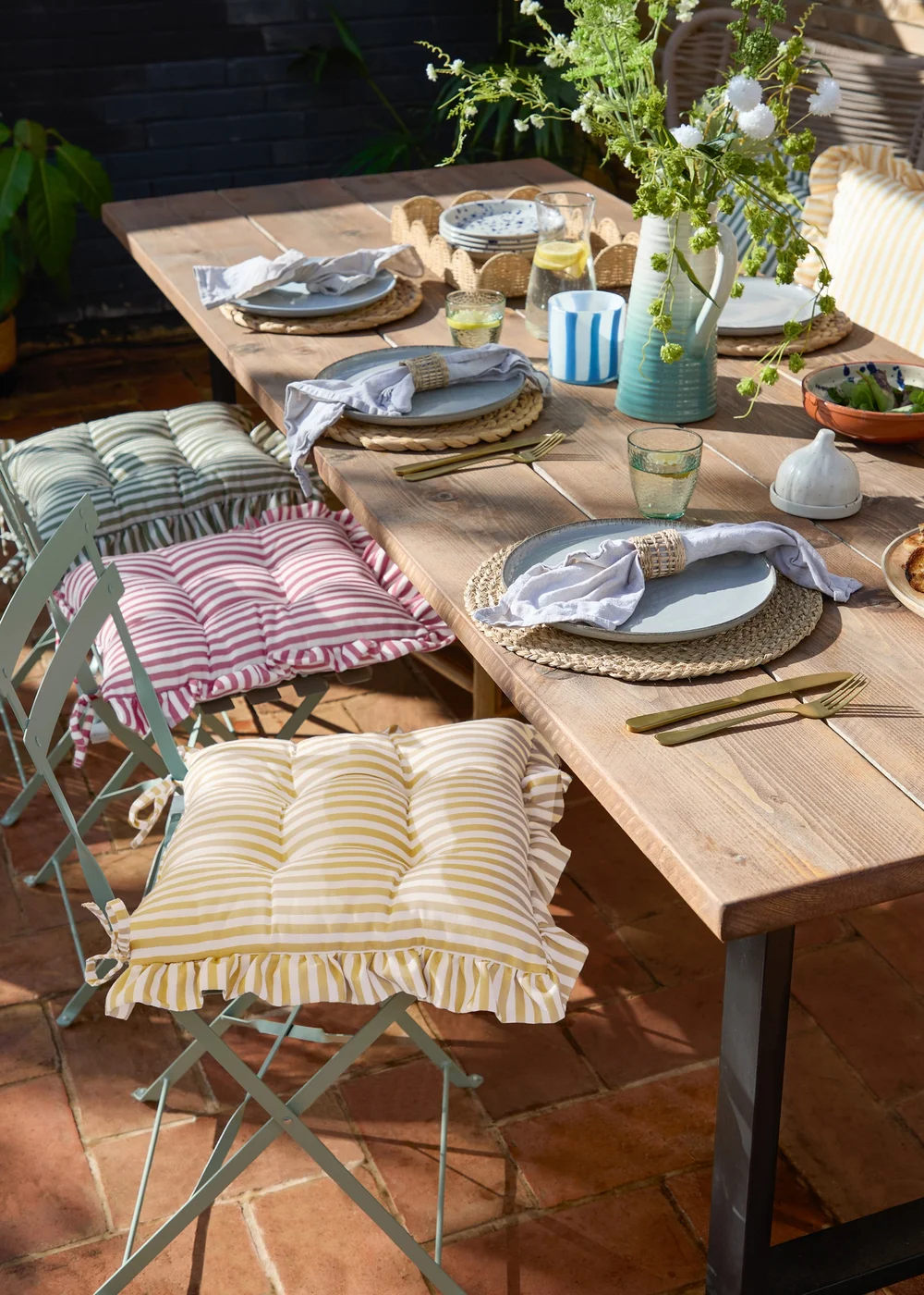 Wylder Millie Ruffle Pink 2 Pack Indoor/Outdoor Seat Pads (40 x 40cm) - 40cm x 40cm Image 6