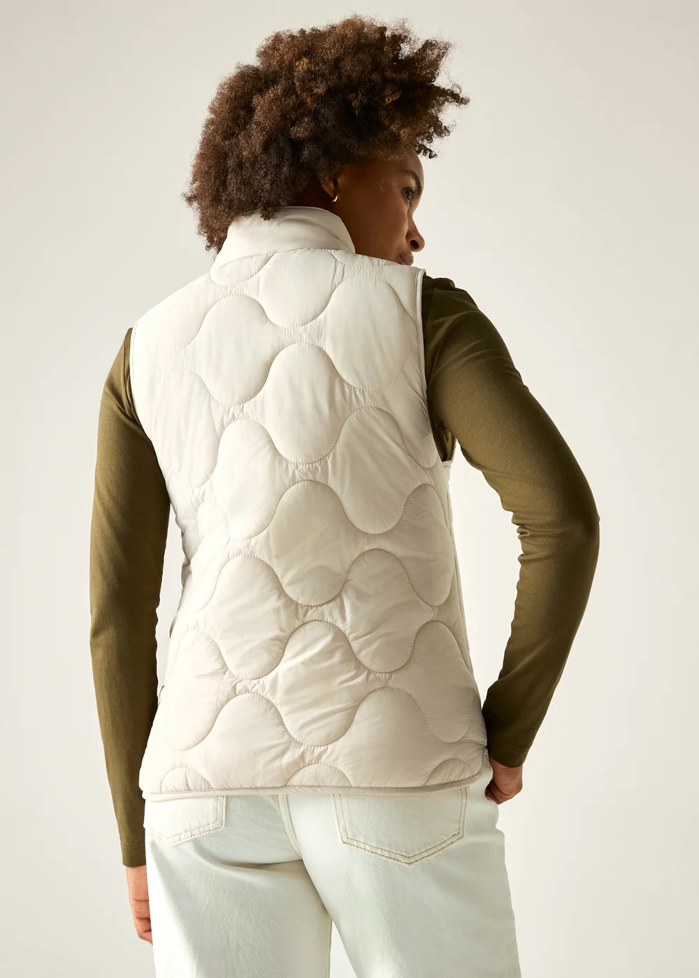 Regatta Light Vanilla Carlotte Lightweight Bodywarmer - 10 Image 2