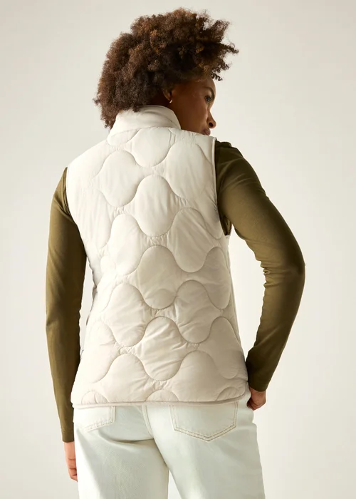 Regatta Light Vanilla Carlotte Lightweight Bodywarmer - 10 Image 2