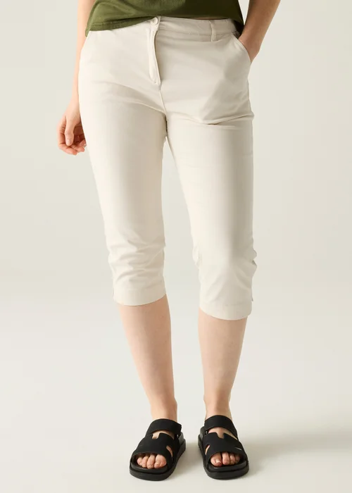 Regatta Light Vanilla Bayletta Featuring Sustainable Cotton Capri - 10 Image 2
