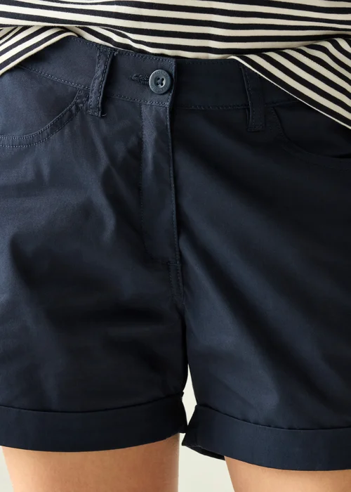 Regatta Navy Pemma UPF 50 Shorts - 18 Image 4
