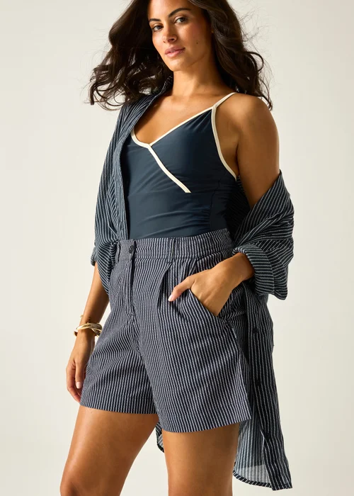 Regatta Navy White Wavy Stripe Sabelle Lightweight Shorts - 8 Image 4
