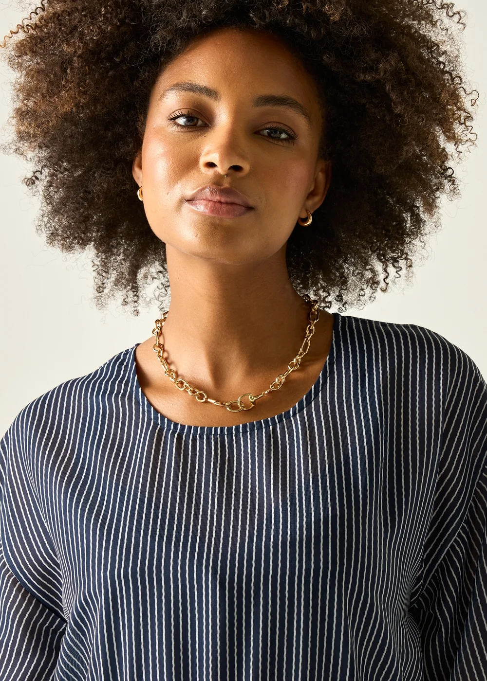 Regatta Navy White Wavy Stripe Avorno Lightweight Cover Up - 20 Image 6