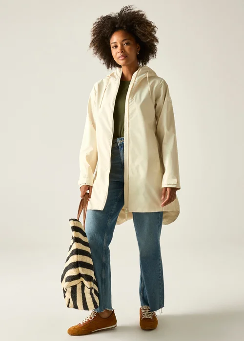 Regatta Light Vanilla Brianka Waterproof With Isotex Technology Jacket - 12 Image 1