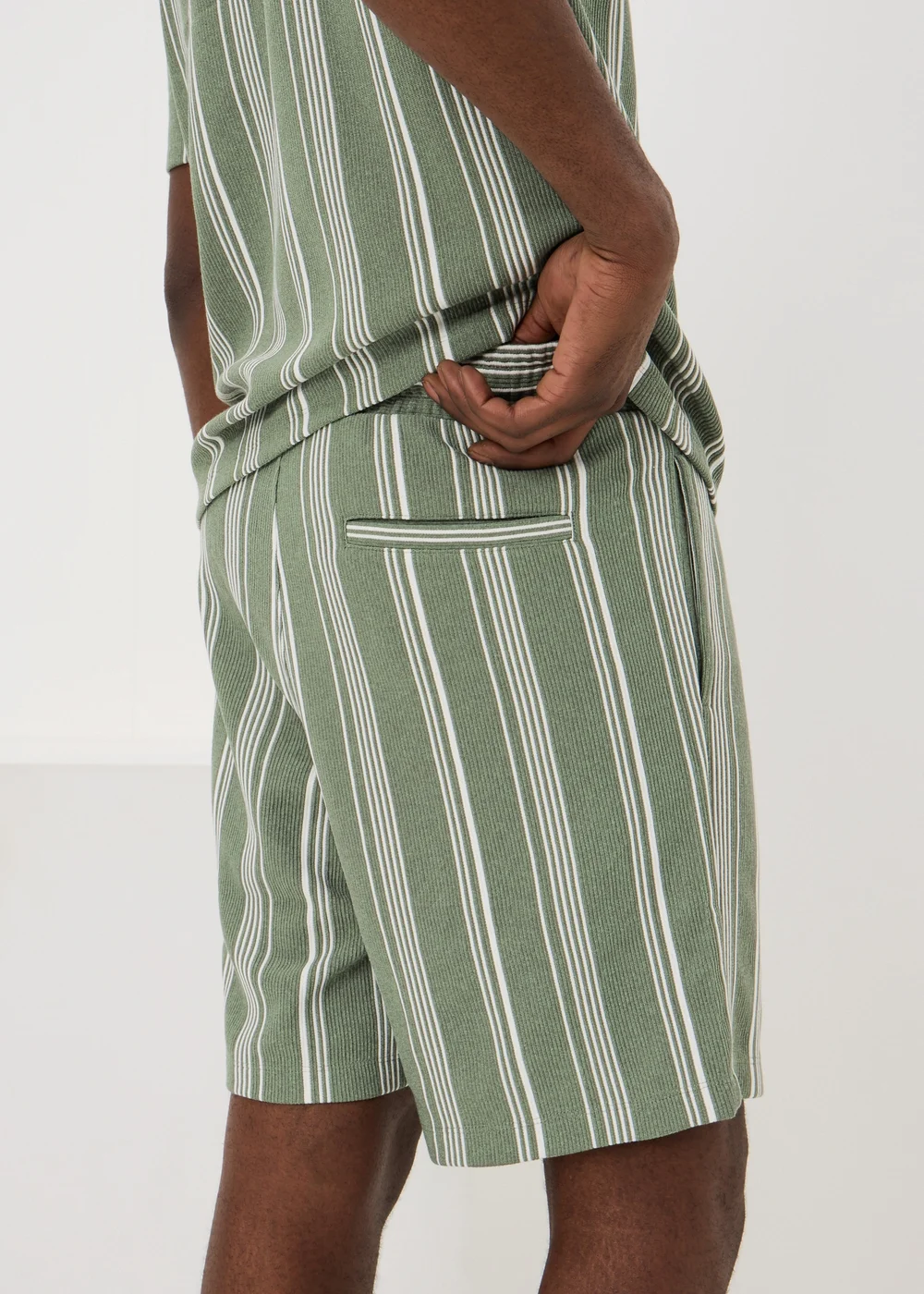 Iceberg Green Vertical Stripe Co Ord Shorts - S Image 2