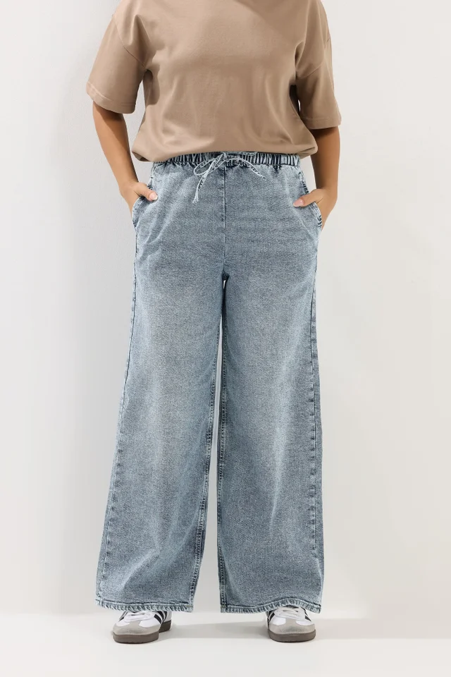 PixieGirl Petite Mid Blue Pull On Wide Leg Jeans
