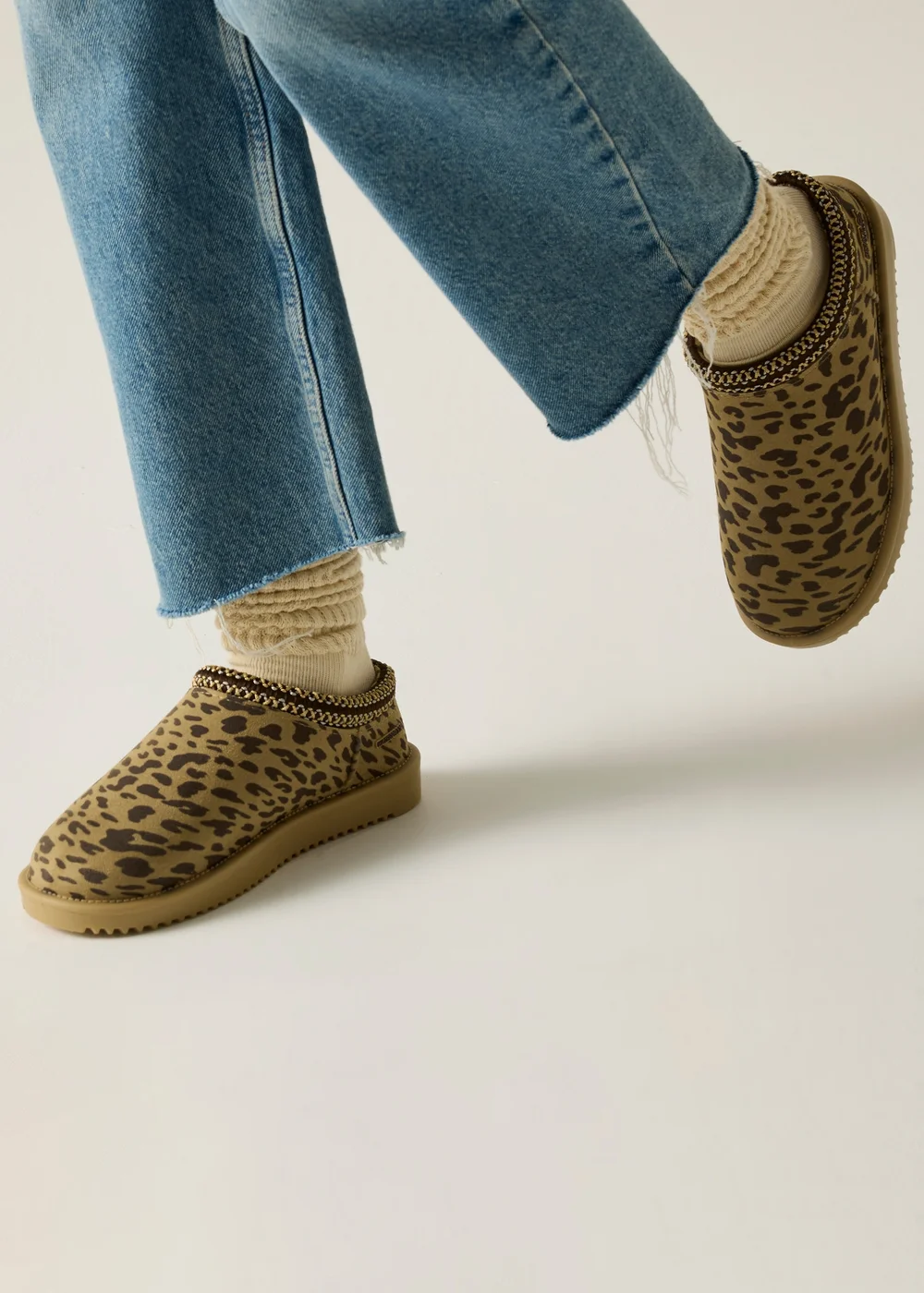 Regatta Abstract Leopard Spot Risley Mule Waterproof Lifestyle Shoes - 6.5 Image 1